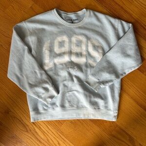 Taylor Swift “1989” Original Tour Era Sweatshirt — Authentic Vintage, Size L